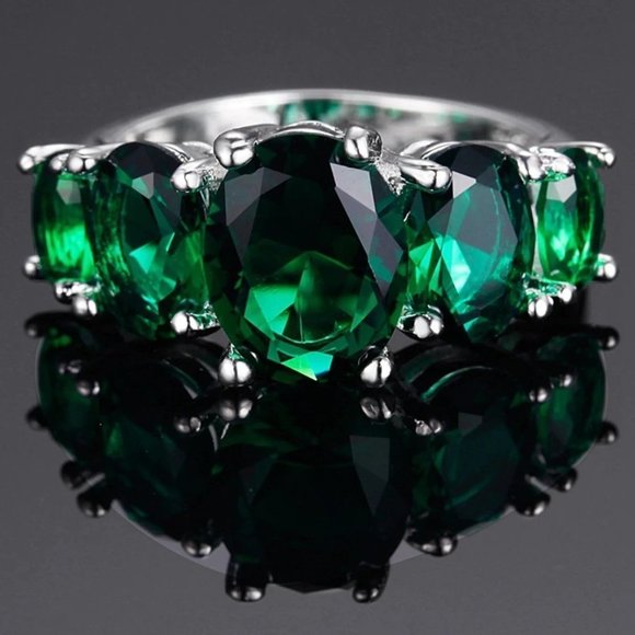 Cubic Zirconia Mothers Ring, Green Stone Ring, CZ Statement Ring, Bling Ring - Picture 2 of 3